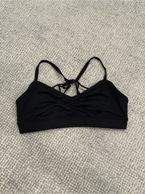 Alo yoga black sports bra